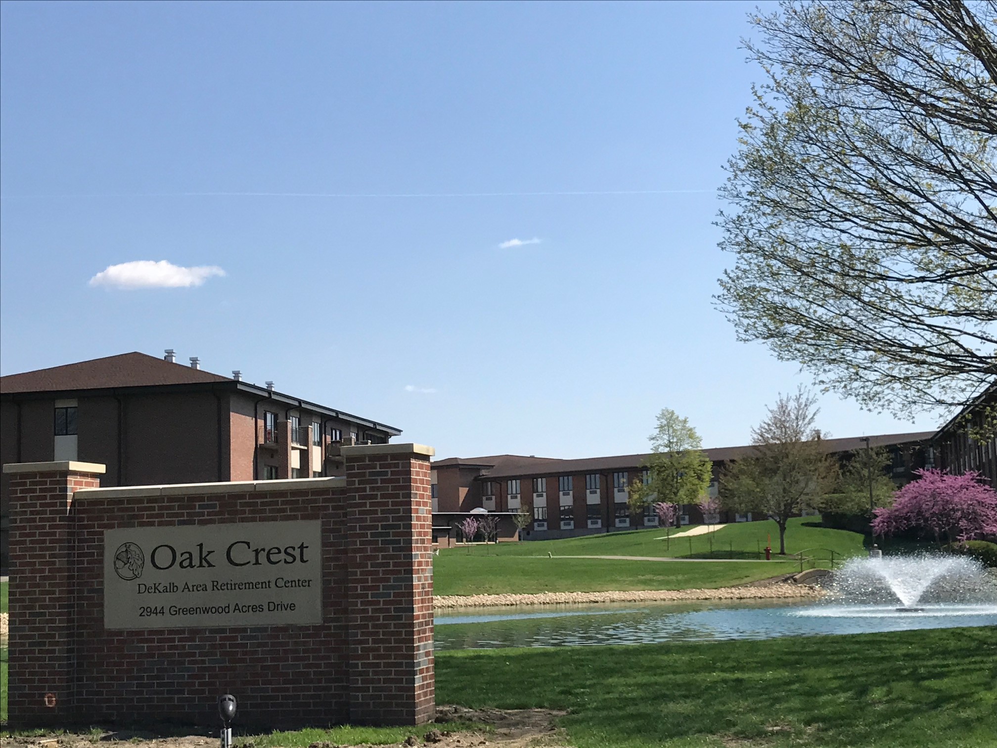 Oak Crest - Dekalb Area Retirement Center